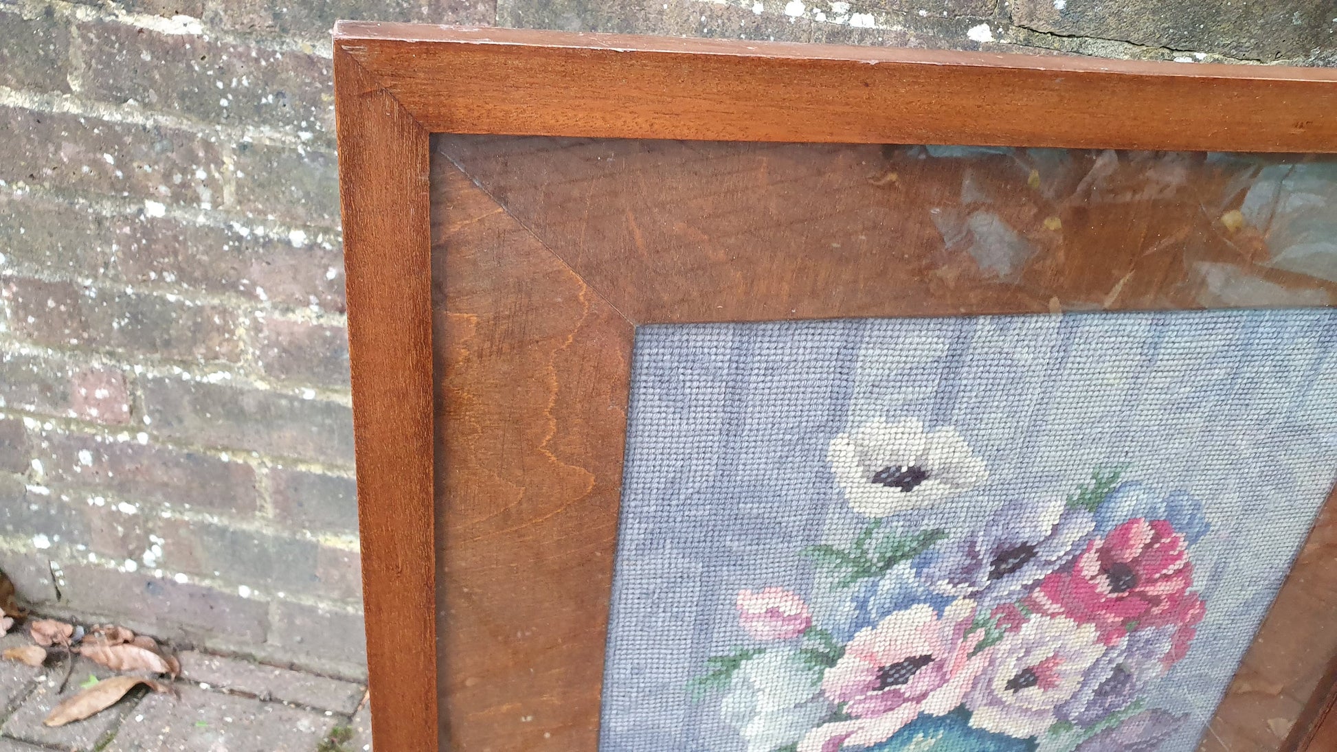 Imposing Vintage Pre-War Mahogany Tapestry Fire Screen Guard Glazed