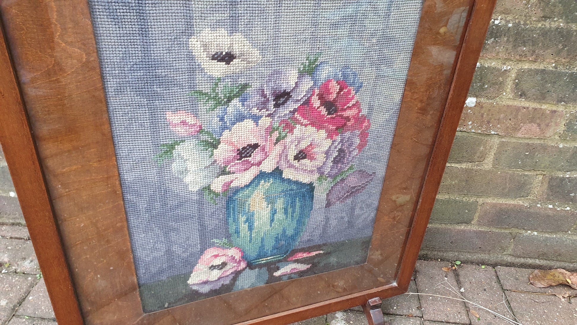 Imposing Vintage Pre-War Mahogany Tapestry Fire Screen Guard Glazed