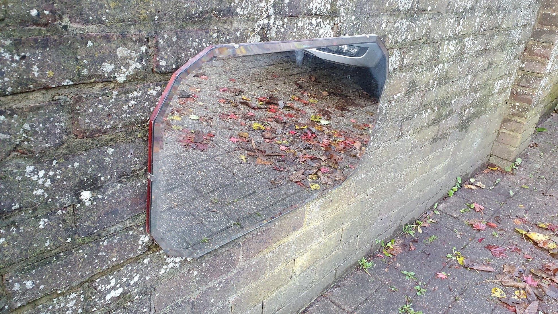 Vintage Retro Frameless Shaped Retro Wall Mirror