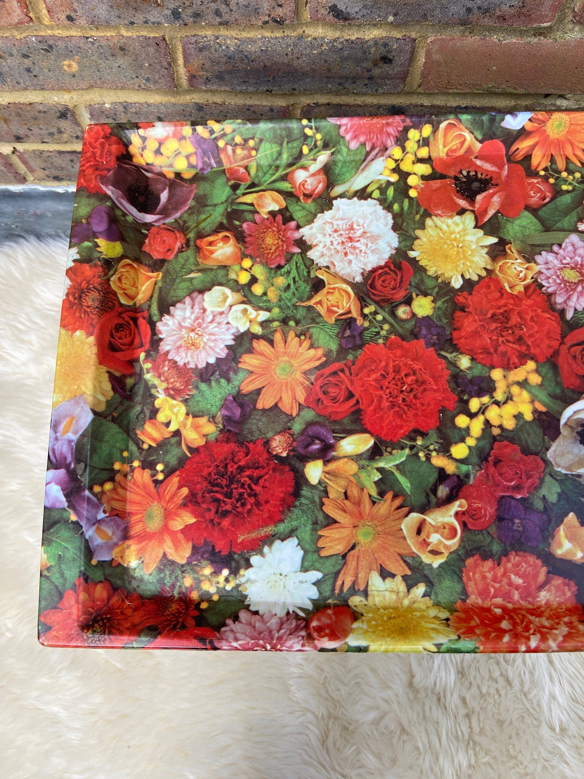 Smashing Original Retro Tray with Floral finish - Large, made by MALLOD (55cm x 36.5cm)