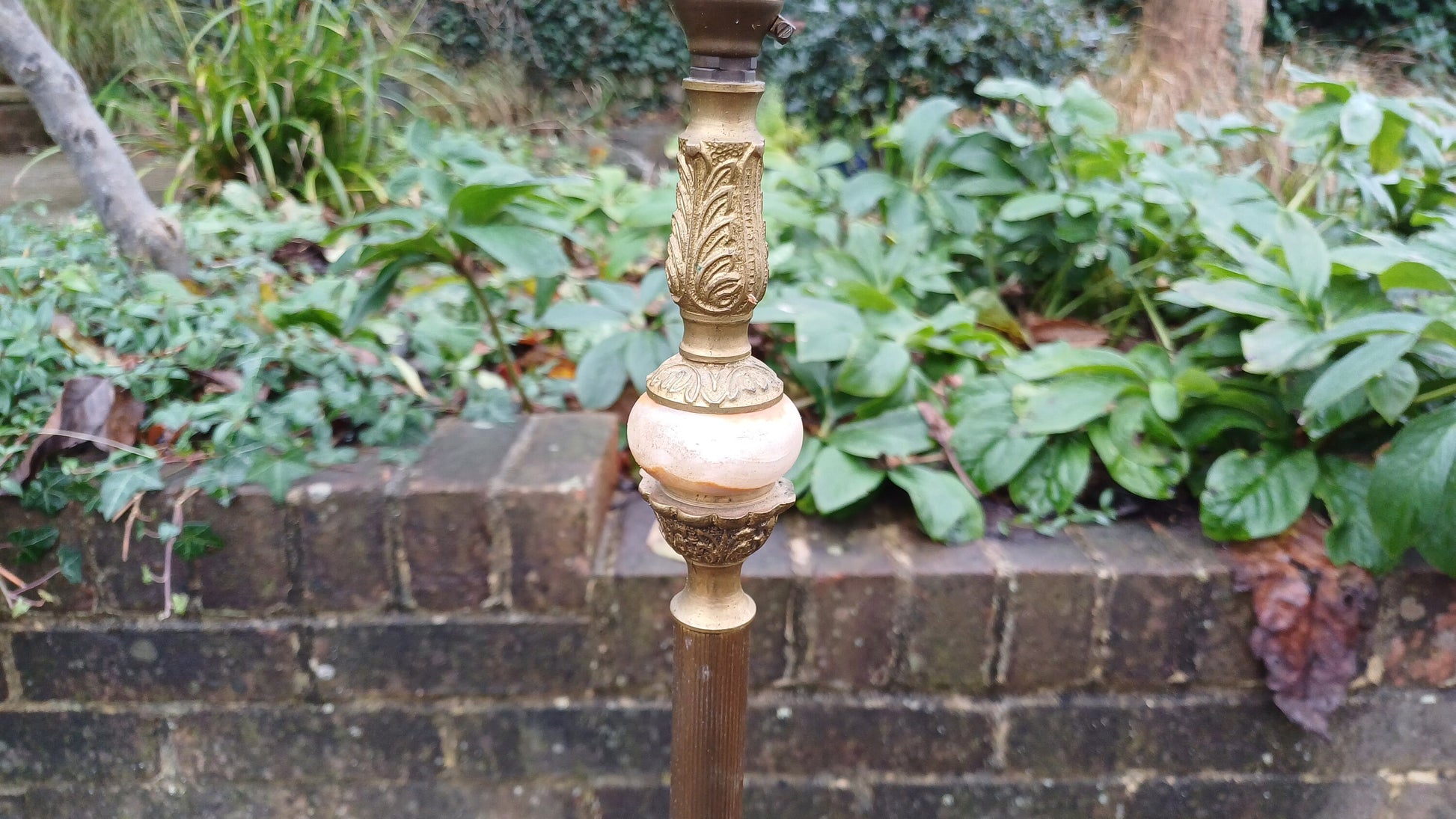 Delightful Vintage Retro Onyx Marble and Brass Standard Lamp