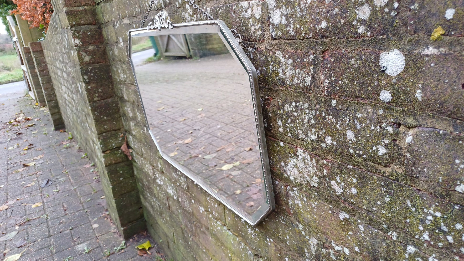 Top Quality Vintage Retro Chrome Decorative Wall Mirror with Ribbon Motif.