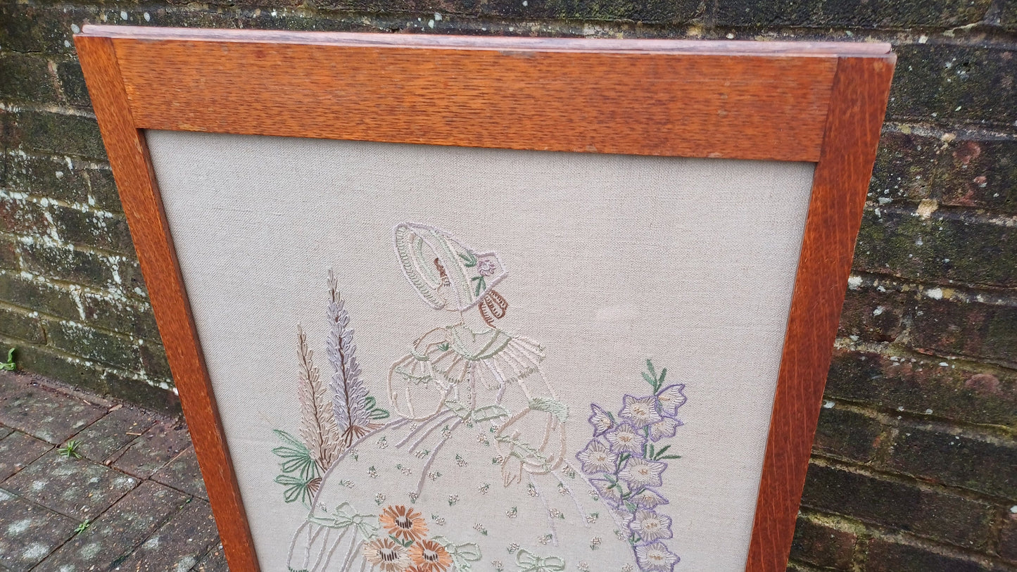 Beautiful Solid Oak Embroidered Fire Screen Crinoline Lady Embroidery.
