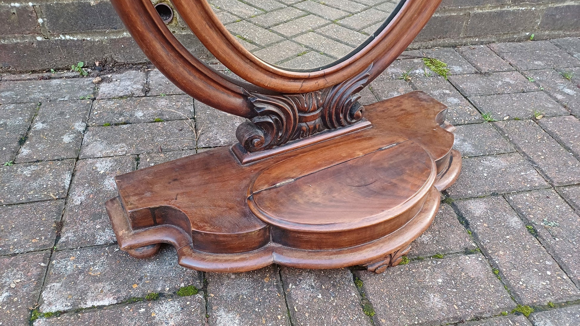 Huge Outstanding Vintage Oval Victorian Dressing Table Mirror.