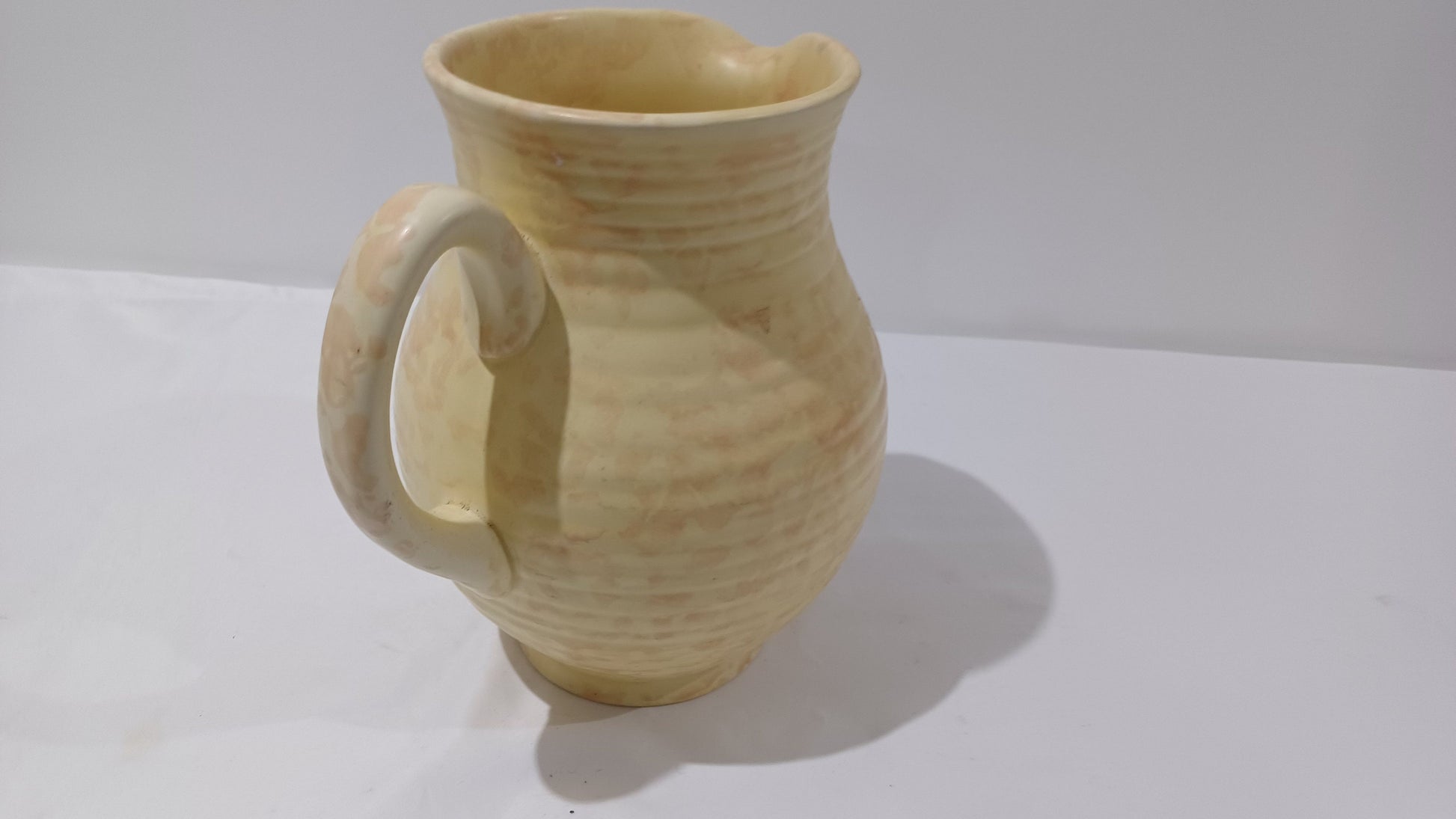 Cream Arthur Wood Vintage Jug Vase - pink mottled pattern - ribbed detail - large jug vase