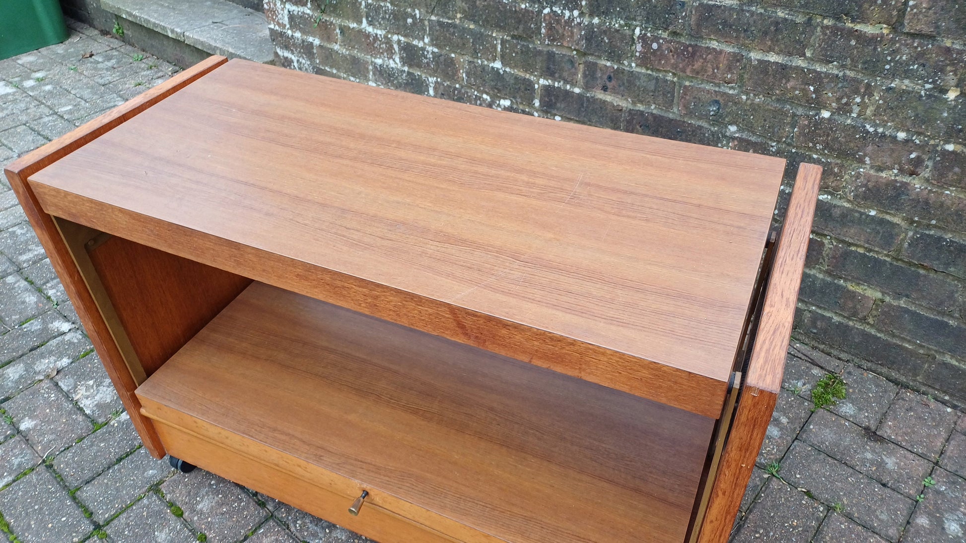 Quirky Vintage Retro Cantilever Adjustable Trolley Fold Up Table Formica Top
