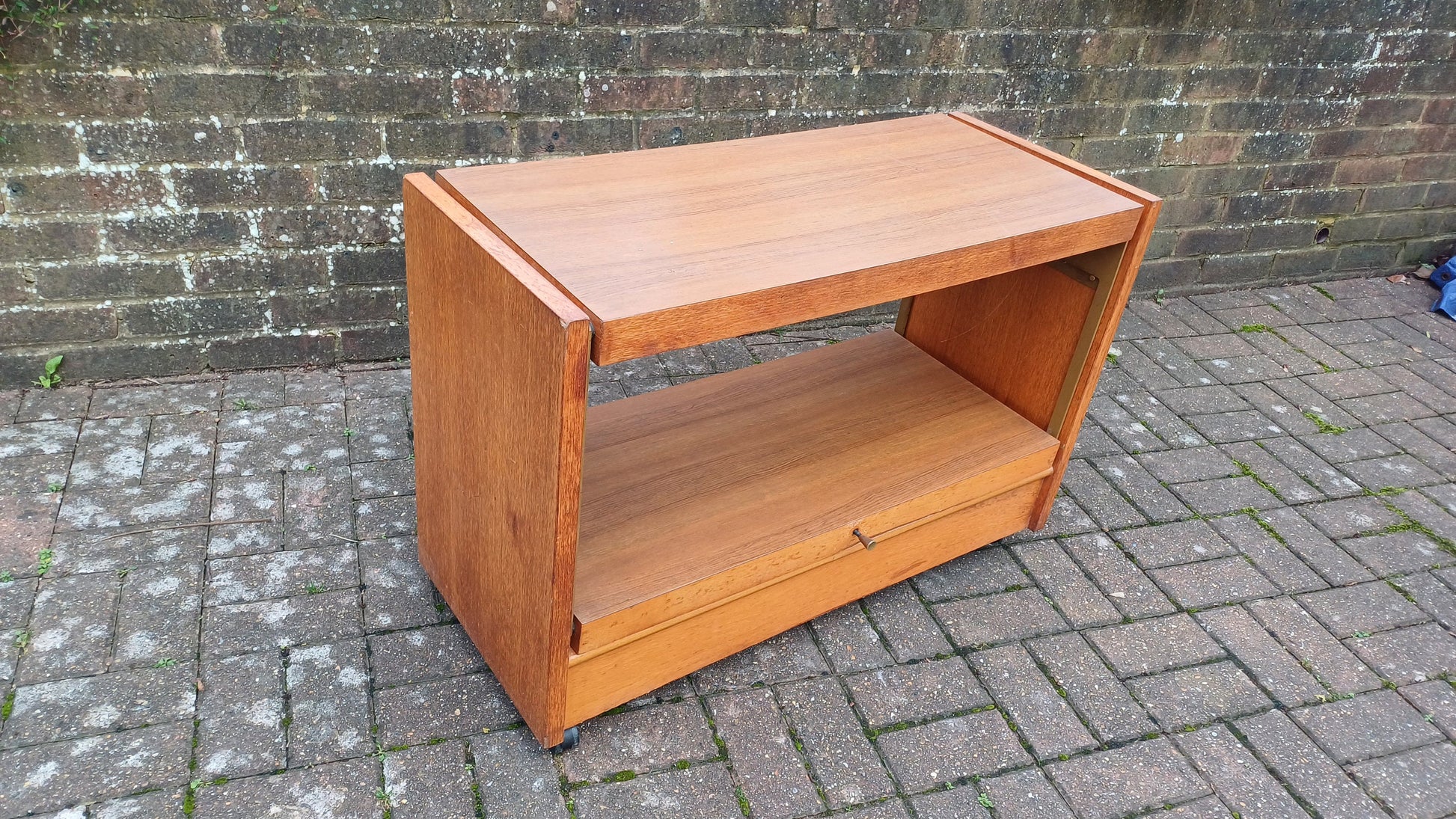 Quirky Vintage Retro Cantilever Adjustable Trolley Fold Up Table Formica Top