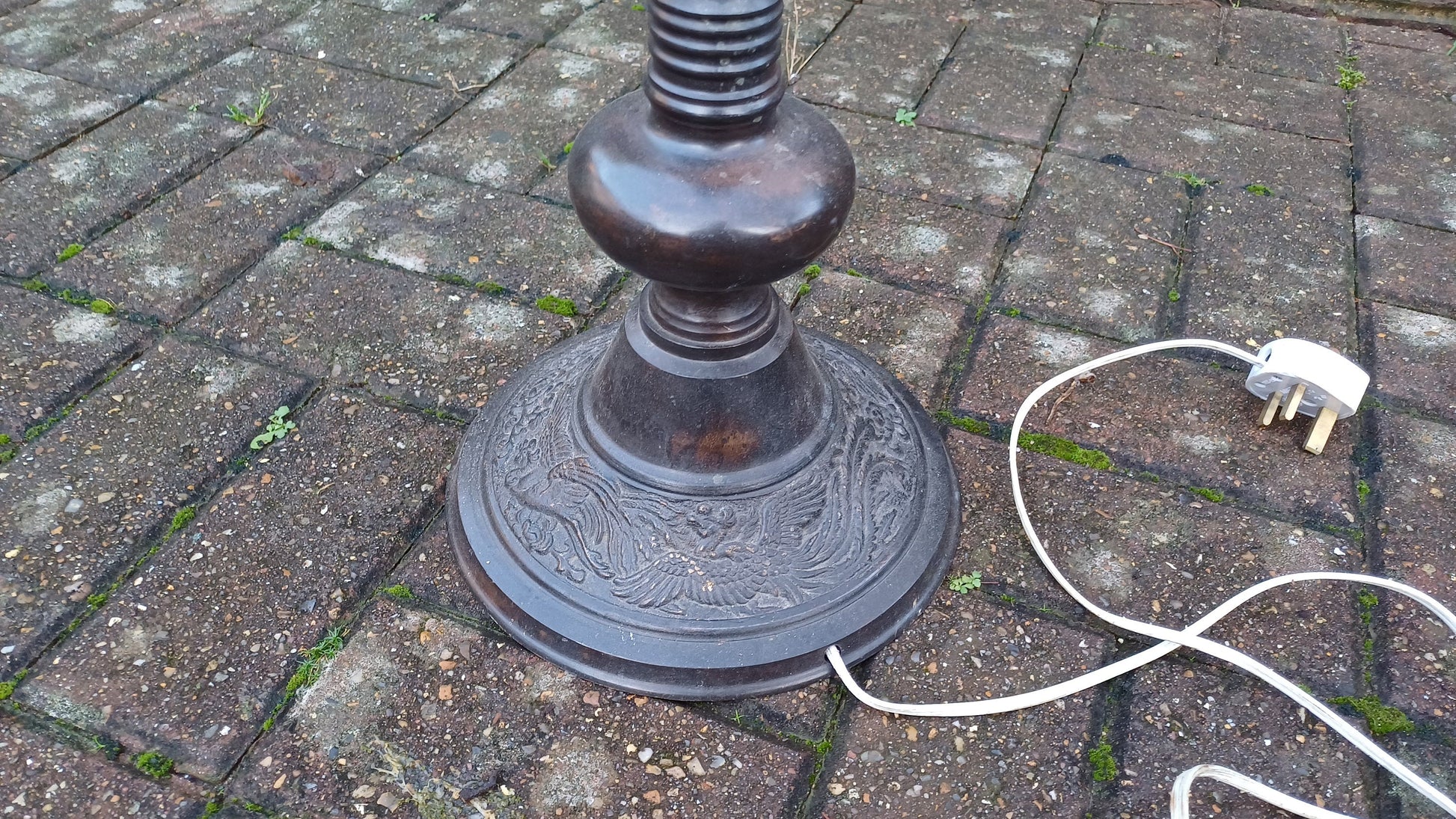 lOutstanding Unique Bronzed Effect Metal Standard Lamp. Intriguing Carved Effect Dragon and Bird of Paradise Oriental.