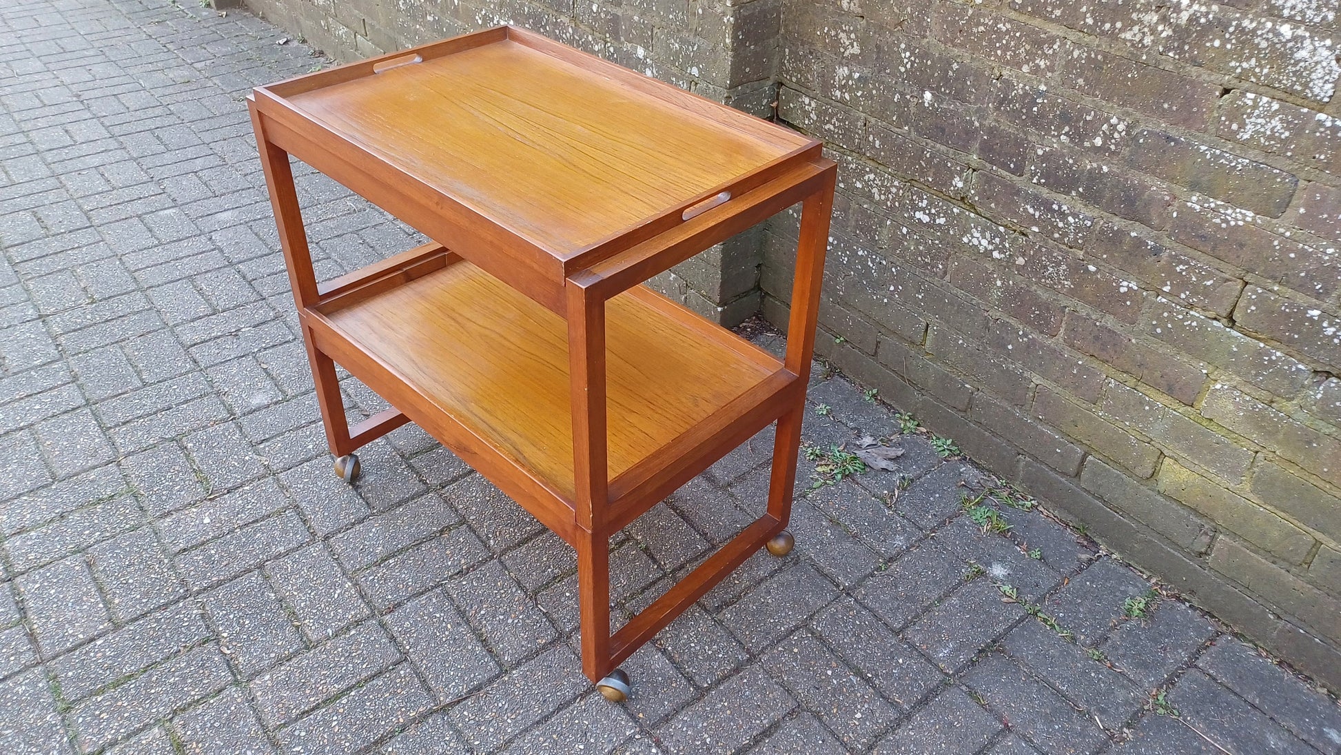 Unusual Vintage Retro Teak Trolley Splits in Two To Make Coffee Tables White and Newton Limited Portsmouth