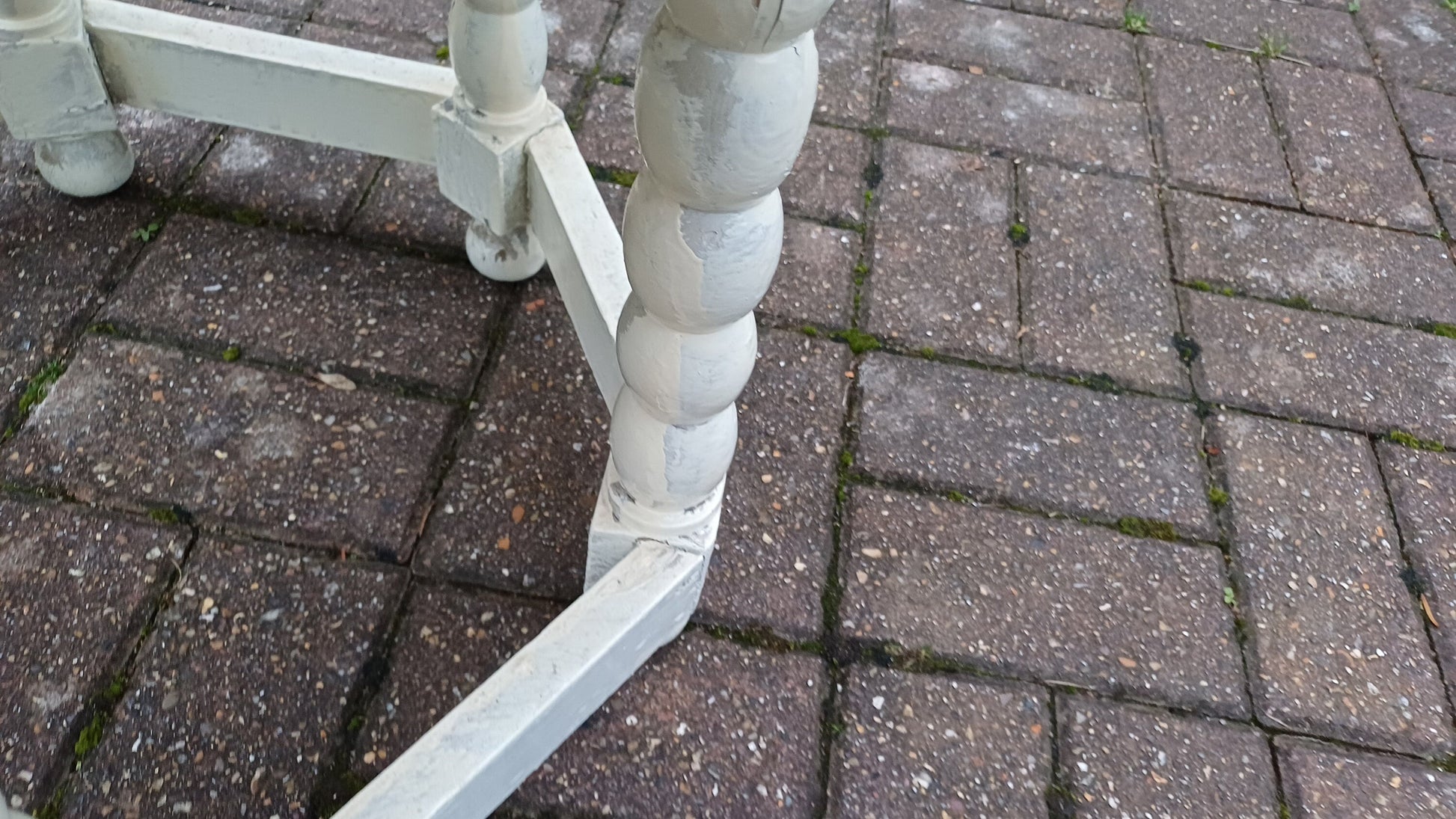 Vintage Solid Hardwood Painted Shabby Chic Coffee Table Bobbin Legs Distressed Finish