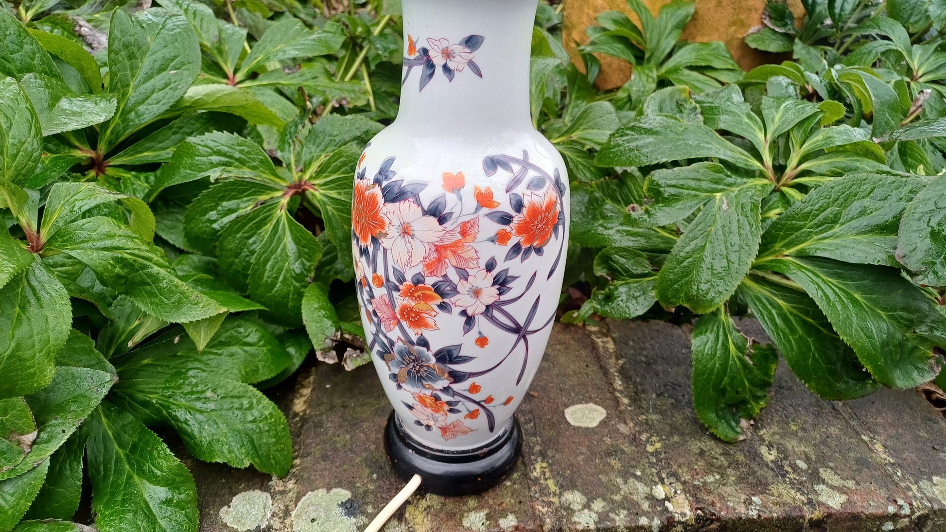 Large Oriental Style Table Lamp Red Blue and God Working and VGC