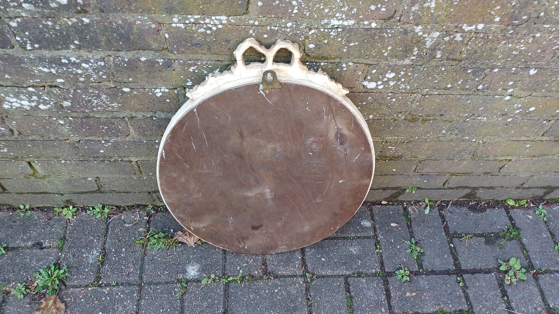 Large Vintage Oval 50s or 60s Painted Cream and God Oval Wall Mirror. Ribbon Decoration.