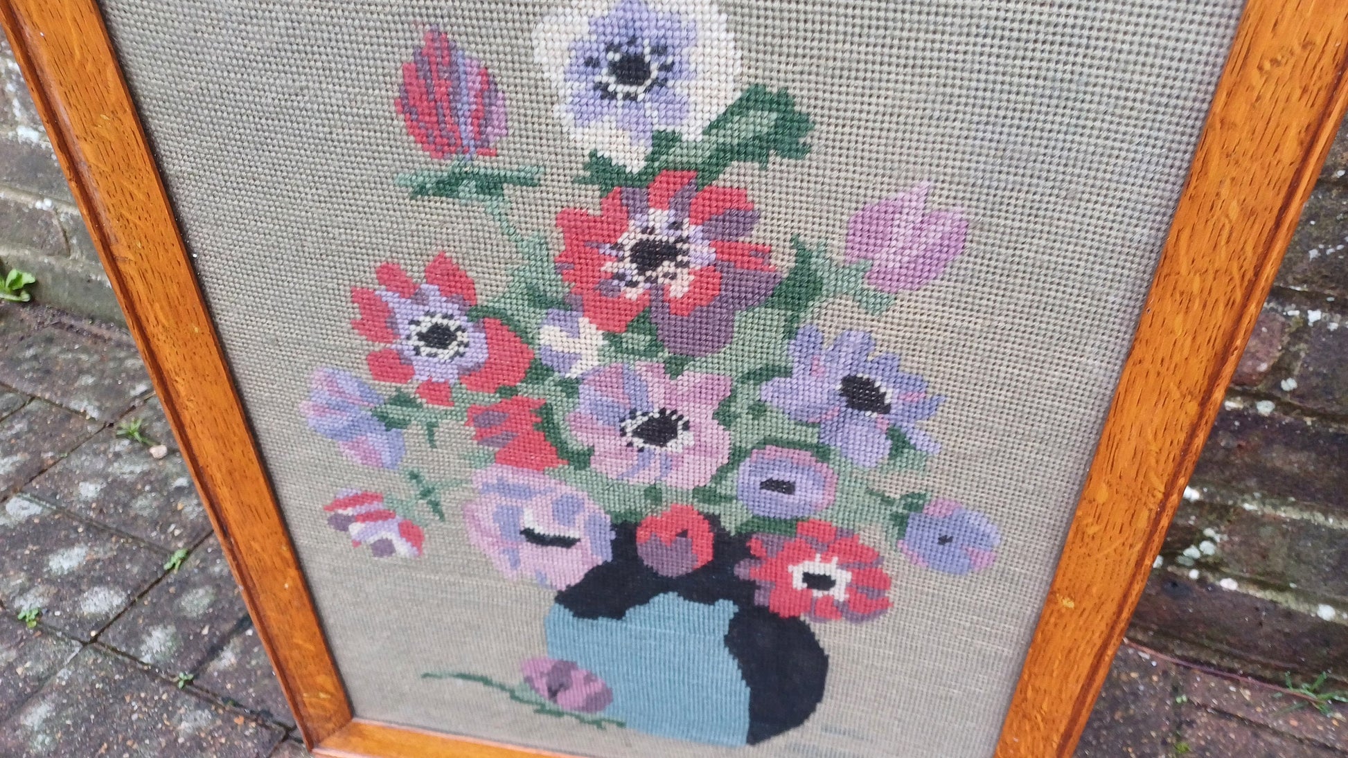 Vintage Solid Oak Fire Screen Guard with Still Life Tapestry Decoration.