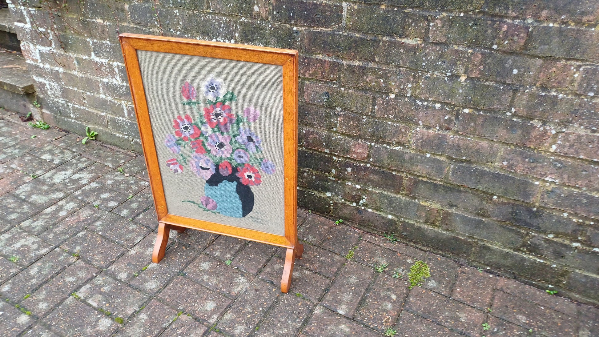 Vintage Solid Oak Fire Screen Guard with Still Life Tapestry Decoration.
