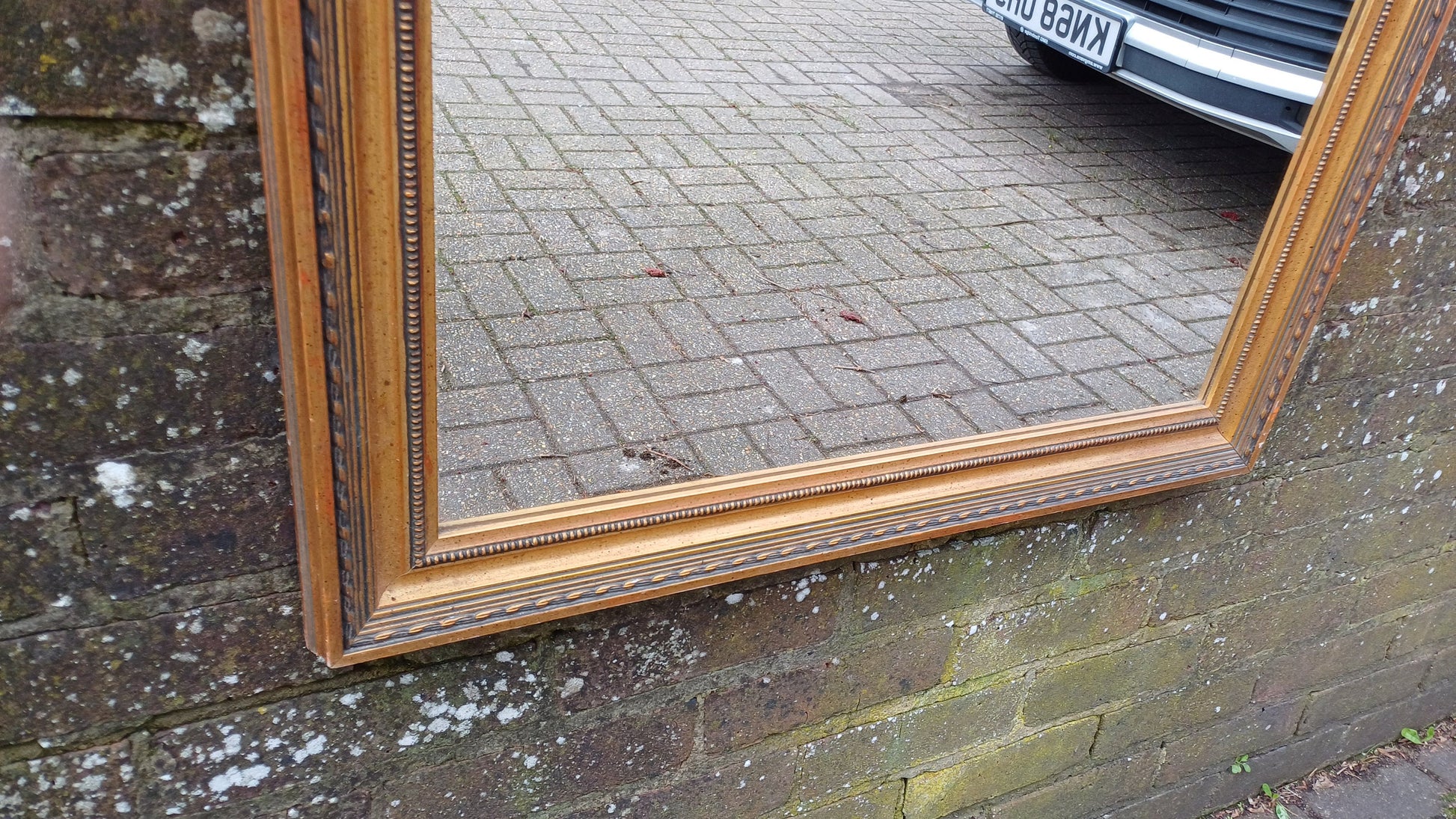 Large Vintage 80’s Gold Distressed Finish Gold Gilt Wall Mirror. 72 x 57 cm