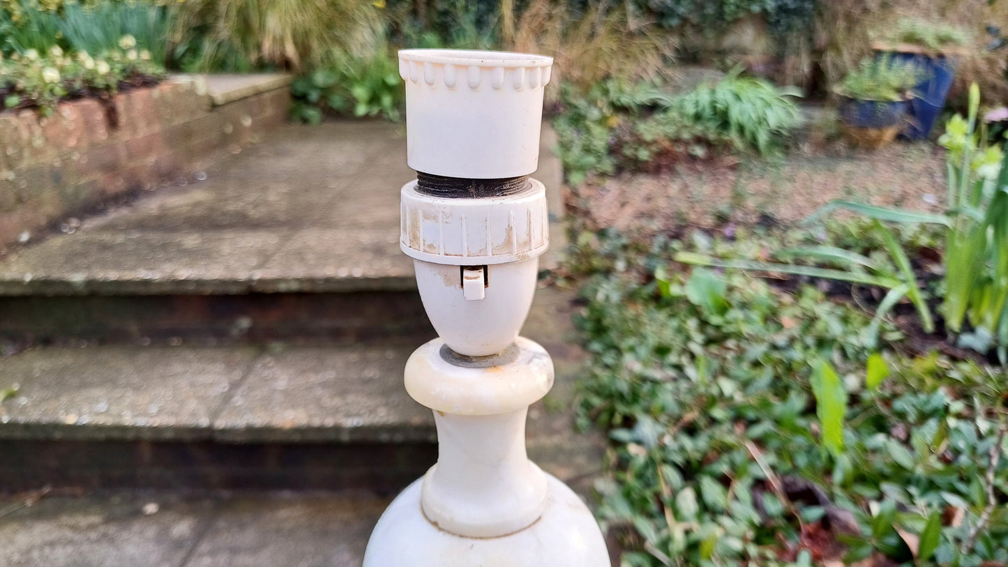 Gorgeous vintage grey / gray and white Alabaster (Marble, Onyx) Table Lamp - working table lamp - classic style Made In Italy