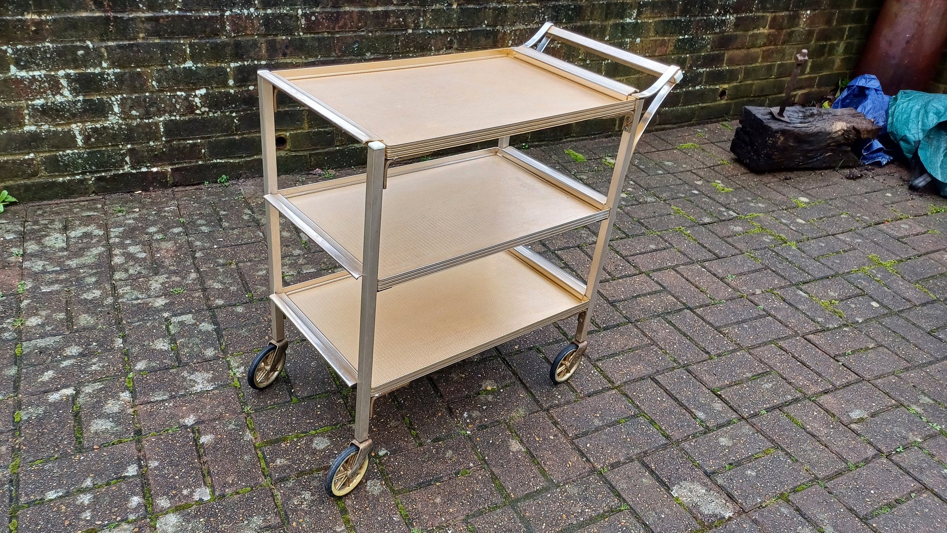 Vintage Retro 50s or 60s Metal Serving Drinks Trolley ‘Woodmet Product’ Metal Silver Gold Hues