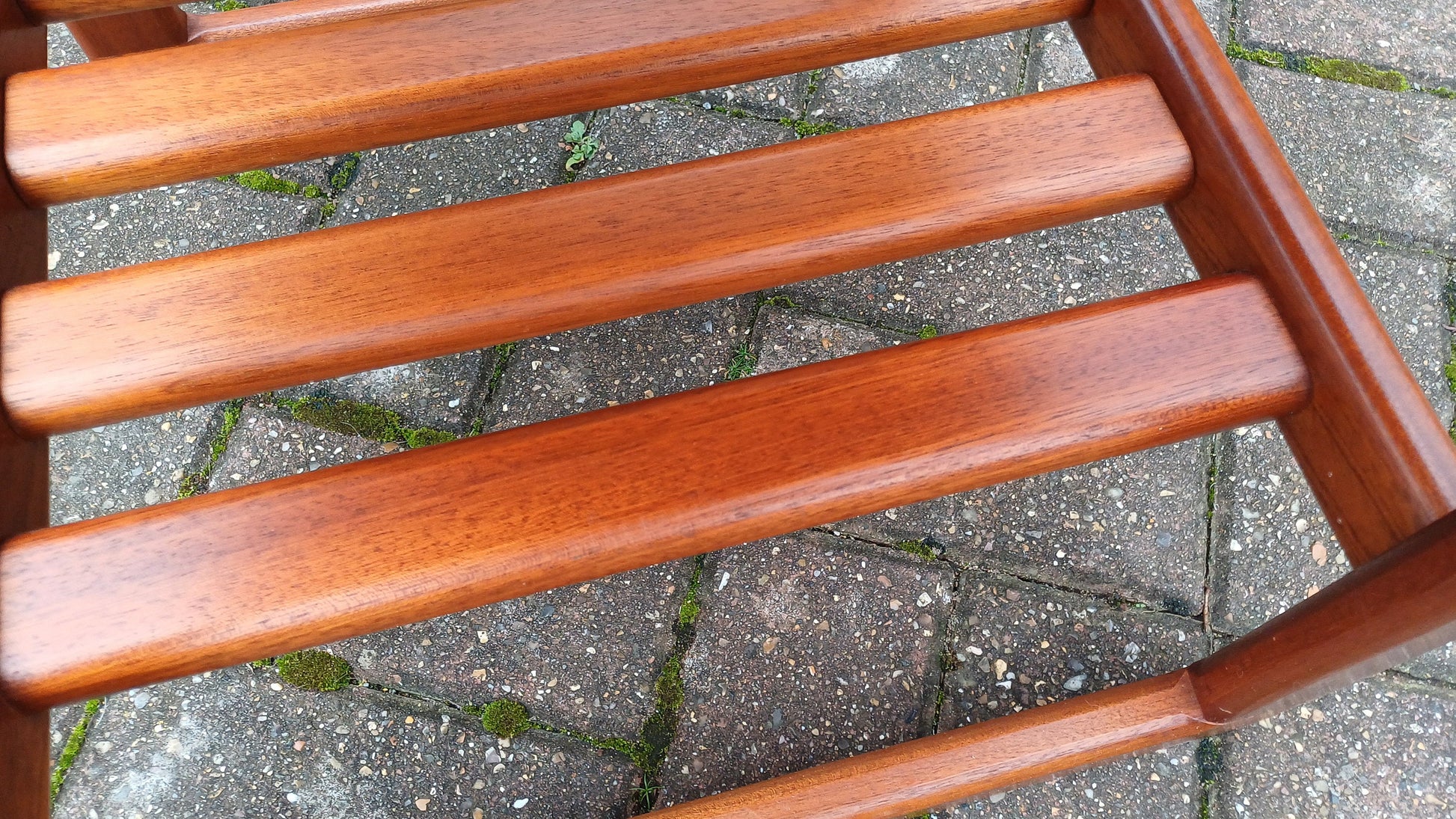 Superb Retro Mahogany Coffee Side Table Stoneware Tile Top Near Mint Condition Square.