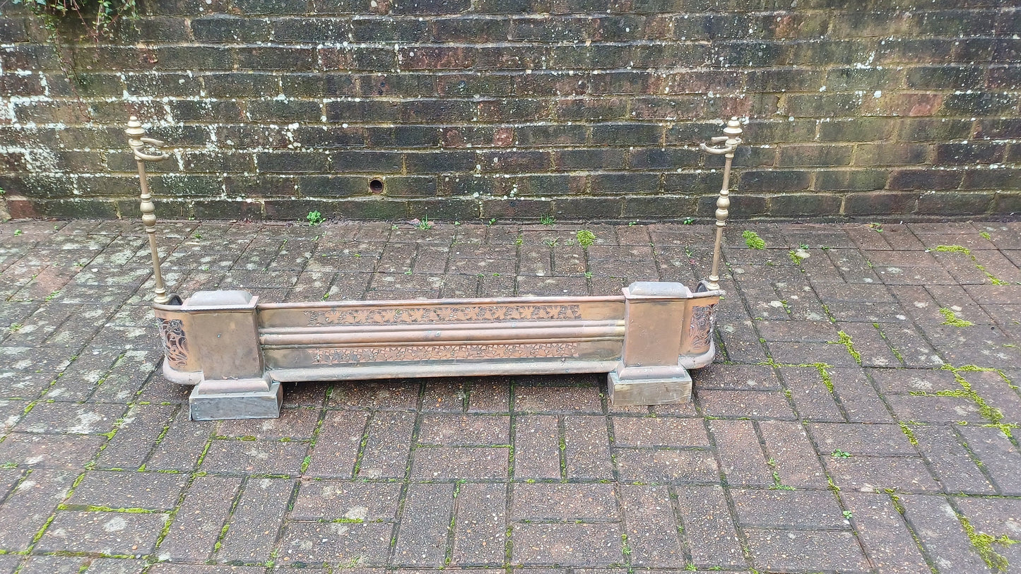 Outstanding Vintage Victorian Brass Fender Fire Iron Upright Holder