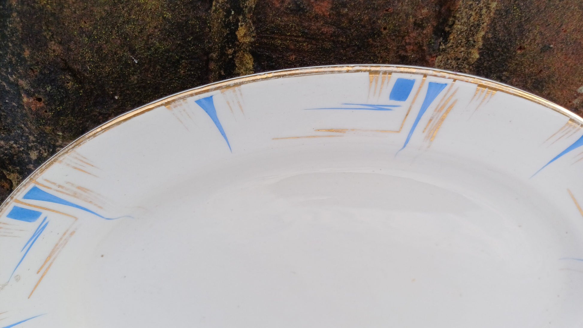 Two Pair of Vintage Retro Serving Plates Fish Meat or Pastries Mid 20th Century Pallissy and J&G Meakin ‘Maidstone’
