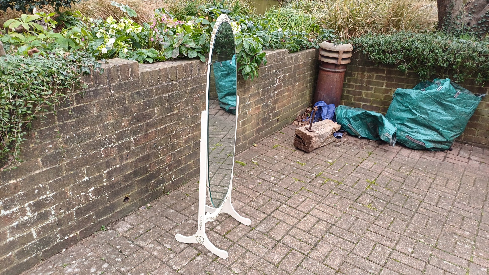 Elegant Vintage Retro Painted Cheval Bedroom Mirror Oval White Gold Highlights.