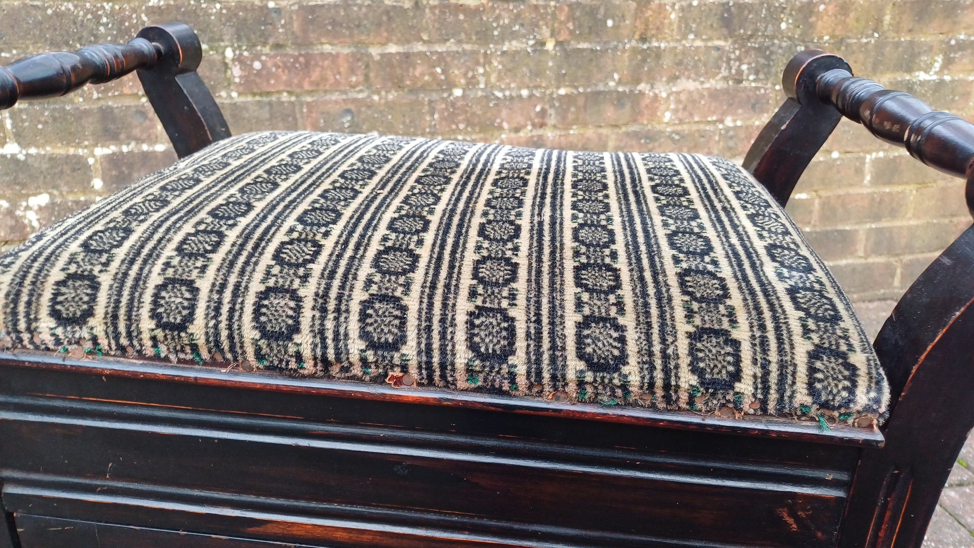 Superb Quality Mahogany Vintage Edwardian Piano Stool Sheet Cupboard and Upper Compartment. Ebonised.