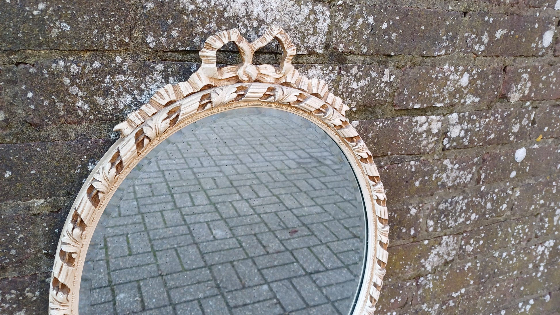 Large Vintage Oval 50s or 60s Painted Cream and God Oval Wall Mirror. Ribbon Decoration.