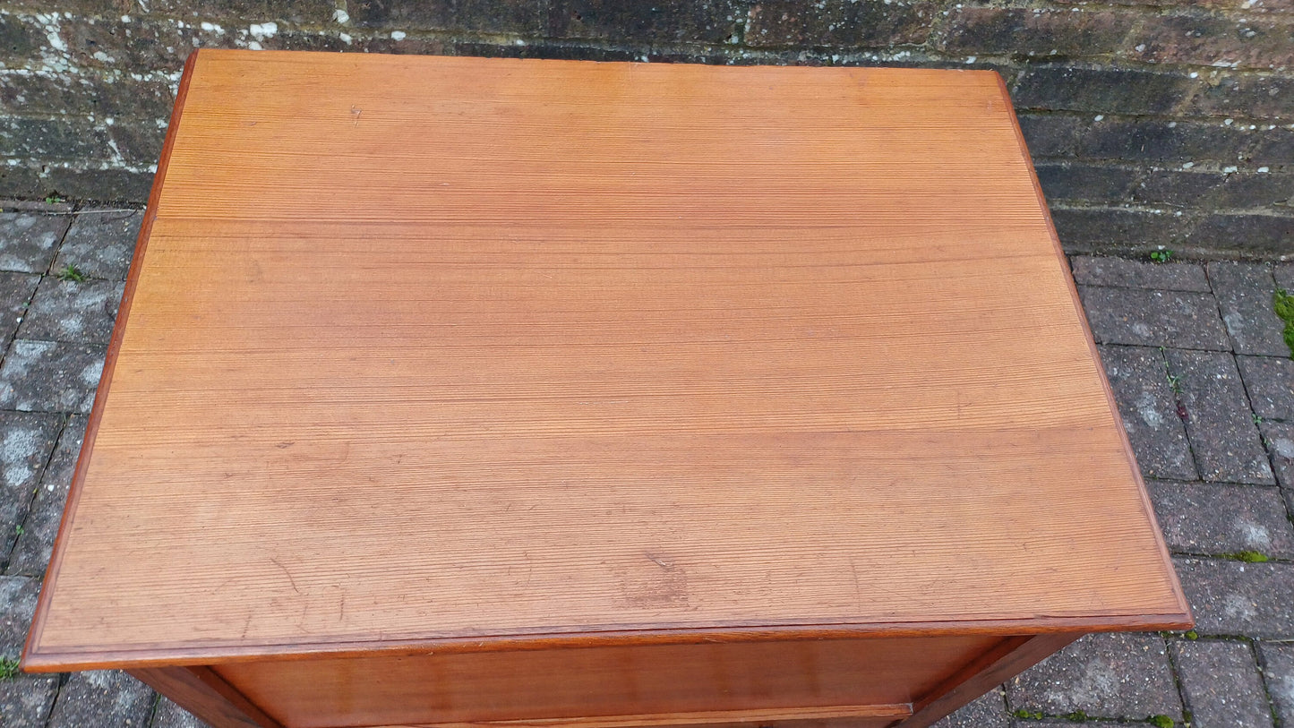 Superb Top Quality Sewing Workbox Needlework Solid Wood Cotton Reel Drawer Plus Contents