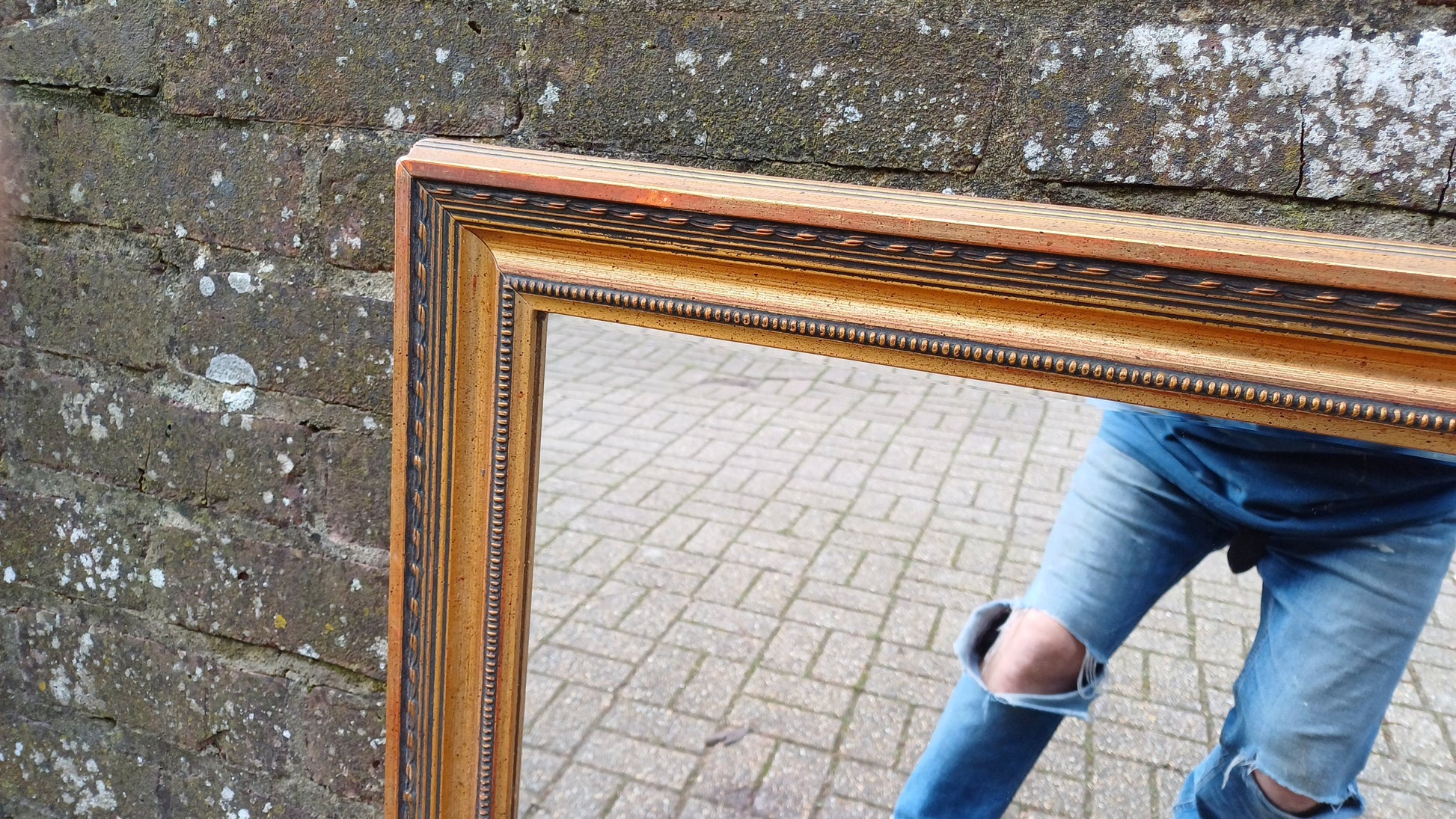 Large Vintage 80’s Gold Distressed Finish Gold Gilt Wall Mirror. 72 x 57 cm