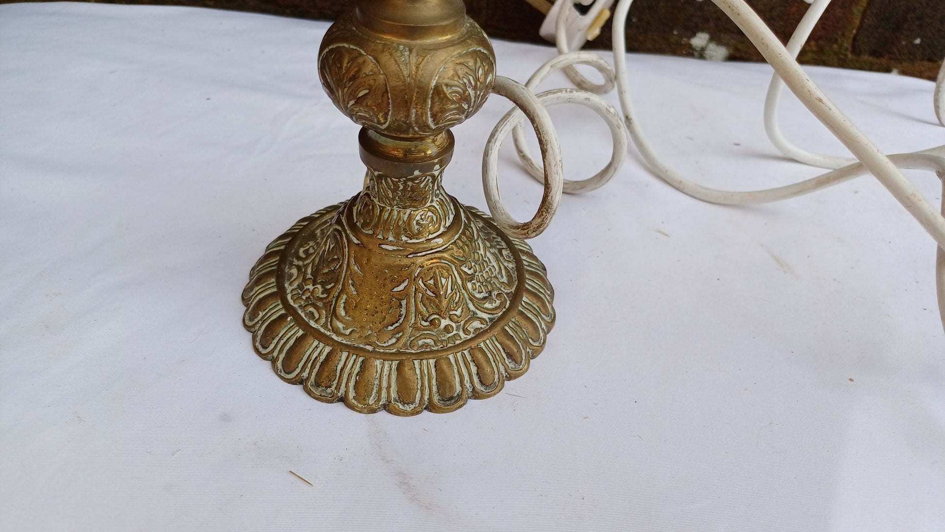Endearing vintage metal engraved lamp - working condition - small and dainty