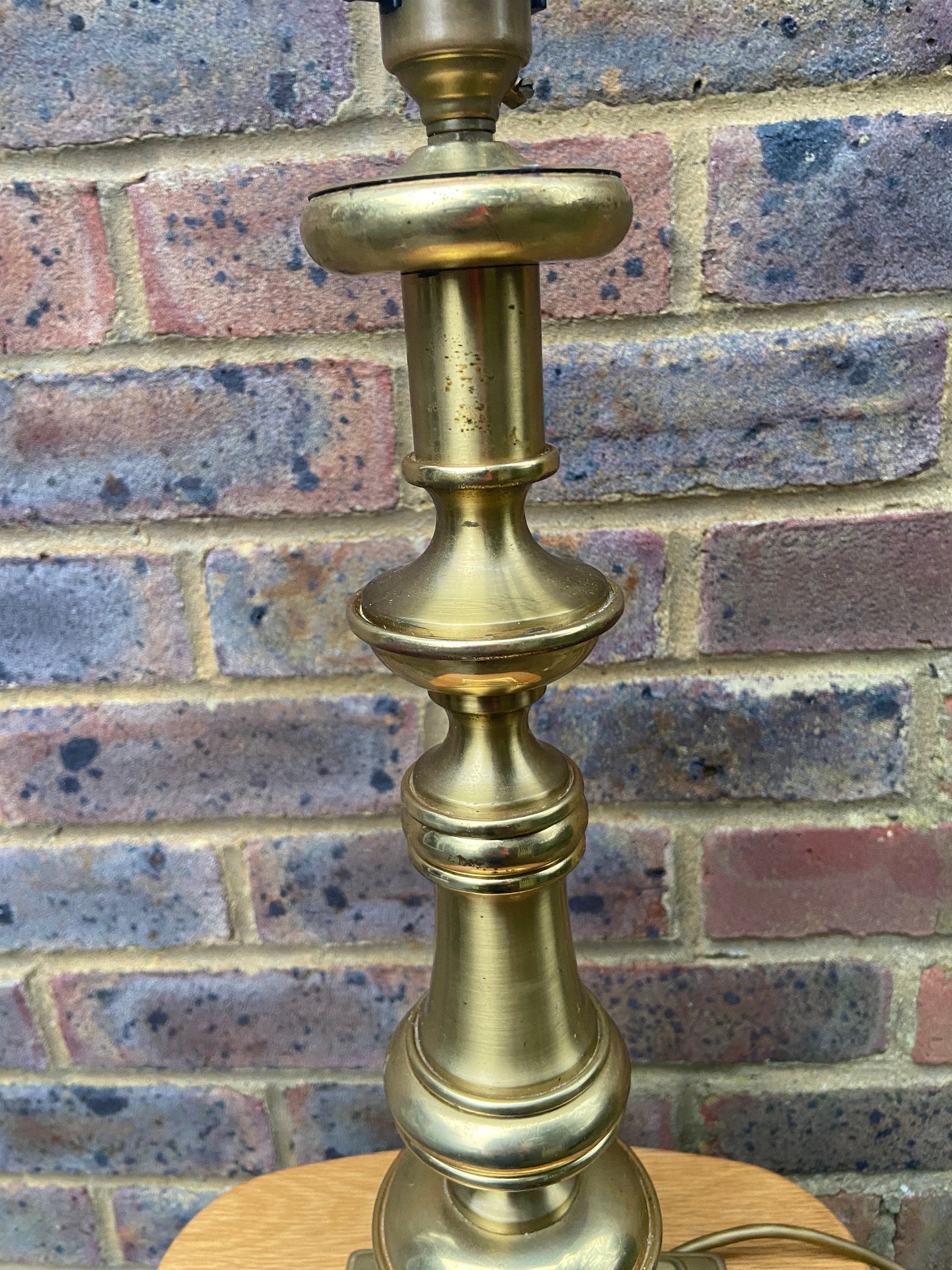 Exceptional Tall Vintage Brass Table Lamp - heavy and quality piece - working order 49cm tall