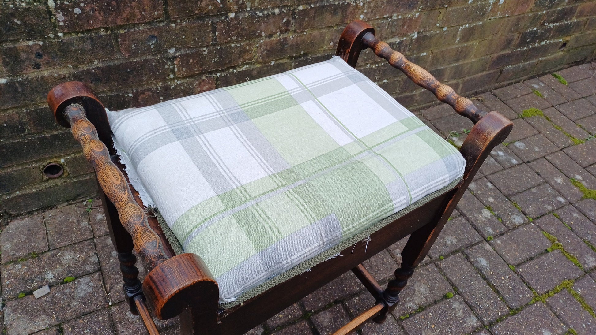 Vintage Oak Barley Twist 20s Piano Stool with Compartment