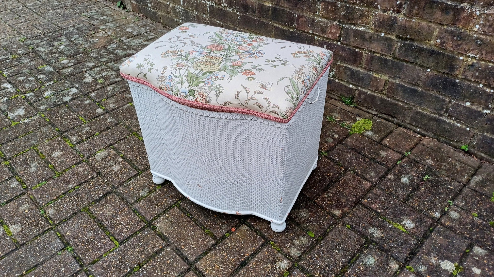 Vintage White Lloyd Loom Style Linen Basket Upholstered Stool Bun Feet. Floral Fabric.