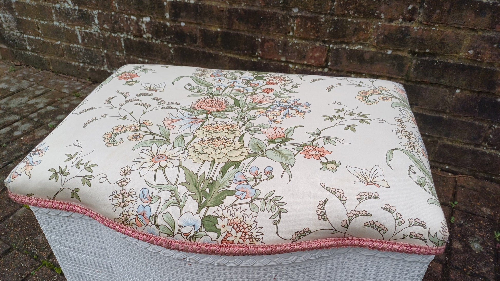 Vintage White Lloyd Loom Style Linen Basket Upholstered Stool Bun Feet. Floral Fabric.