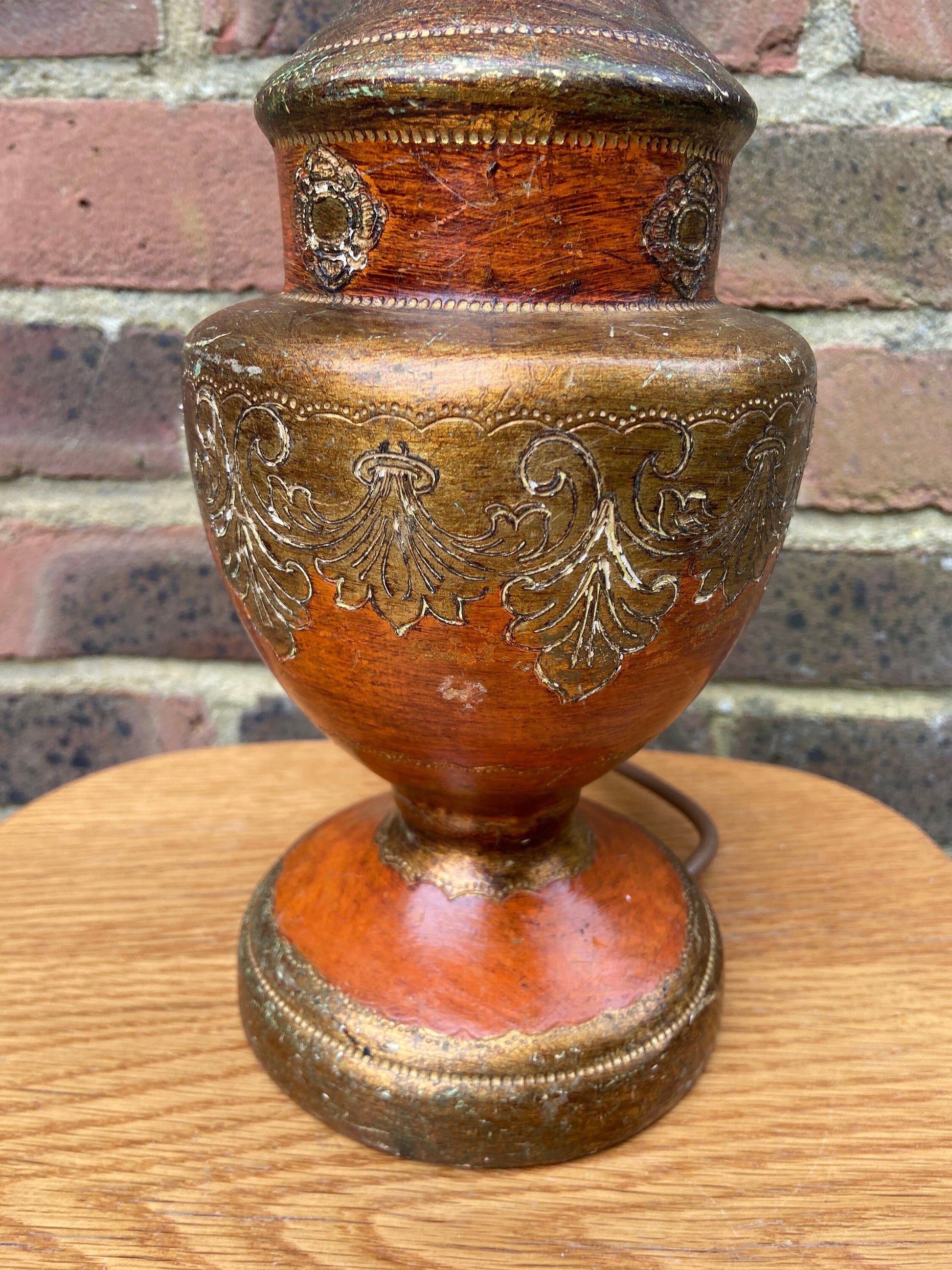 Charming Vintage painted lamp, wooden style rustic, possibly Indian - working
