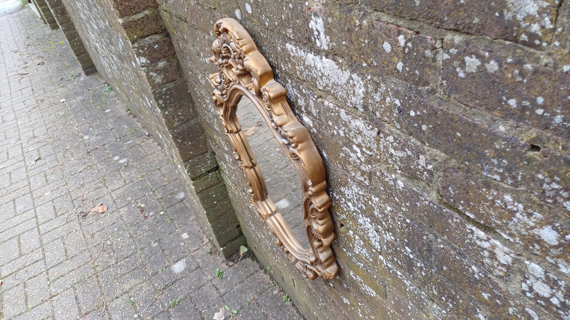 Large Vintage 60’s Plaster Ornate Gold Gilt Decorative Wall Mirror.