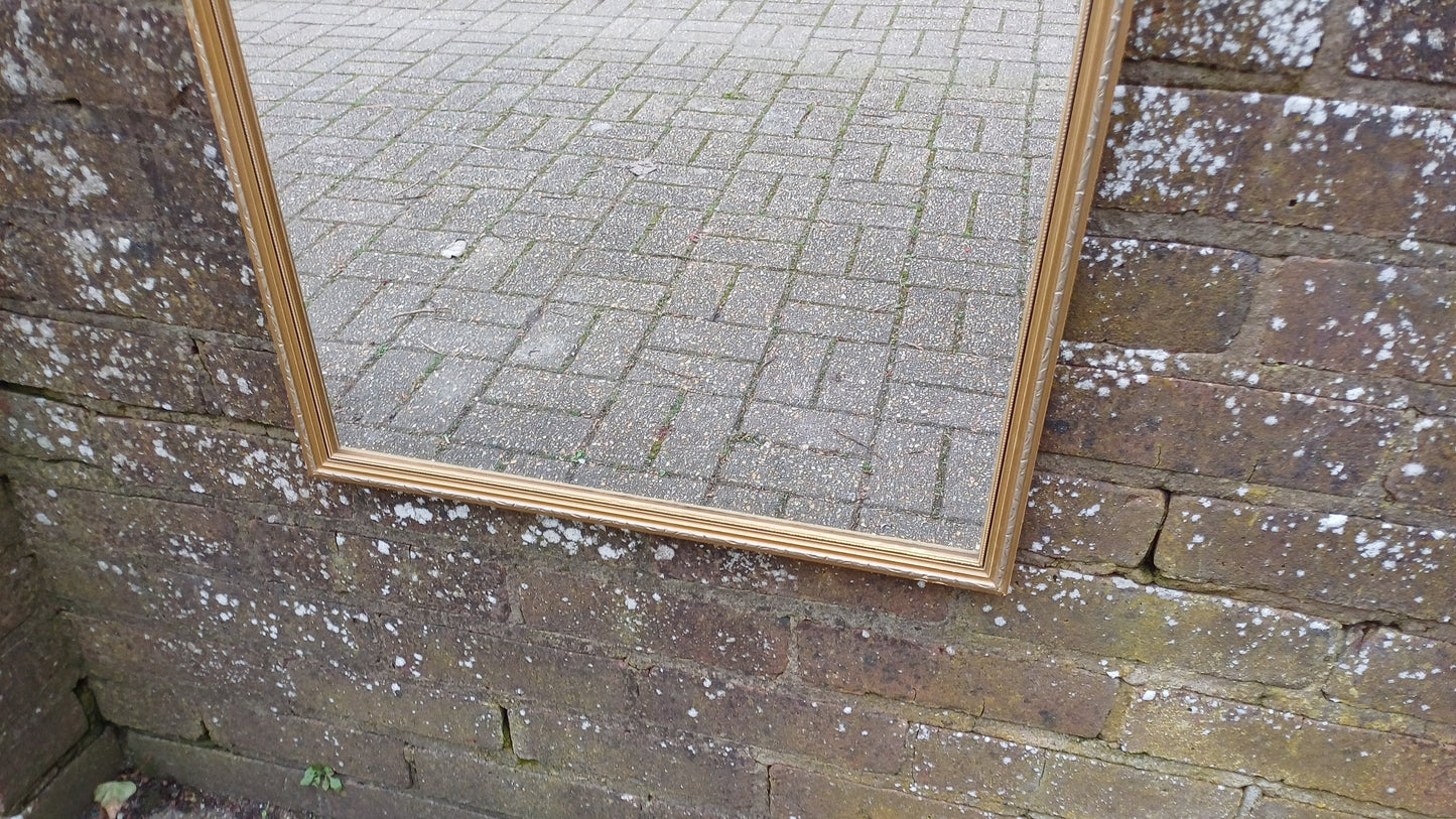 Good Sized Vintage 70s Retro Gilt Gold Wall Mirror.