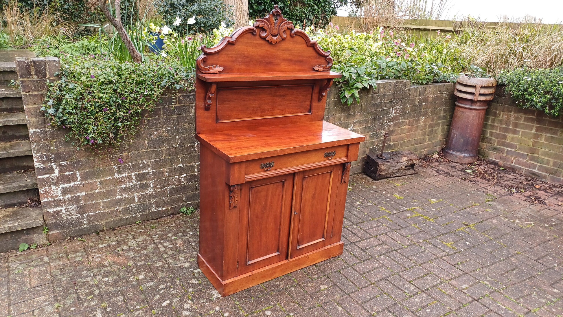Beautiful Vintage Mahogany Victorian Sideboard Cupboard Dresser Chiffoniere