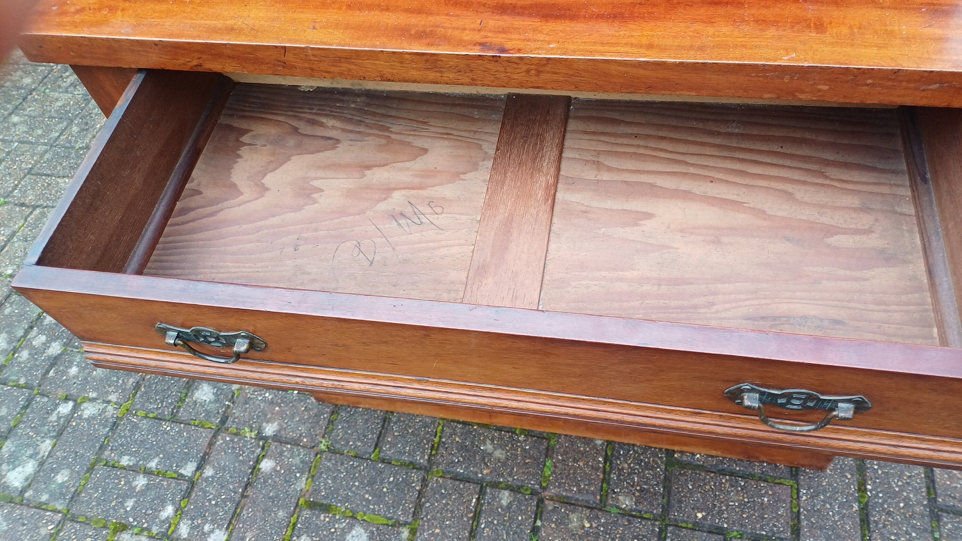 Beautiful Vintage Mahogany Victorian Sideboard Cupboard Dresser Chiffoniere