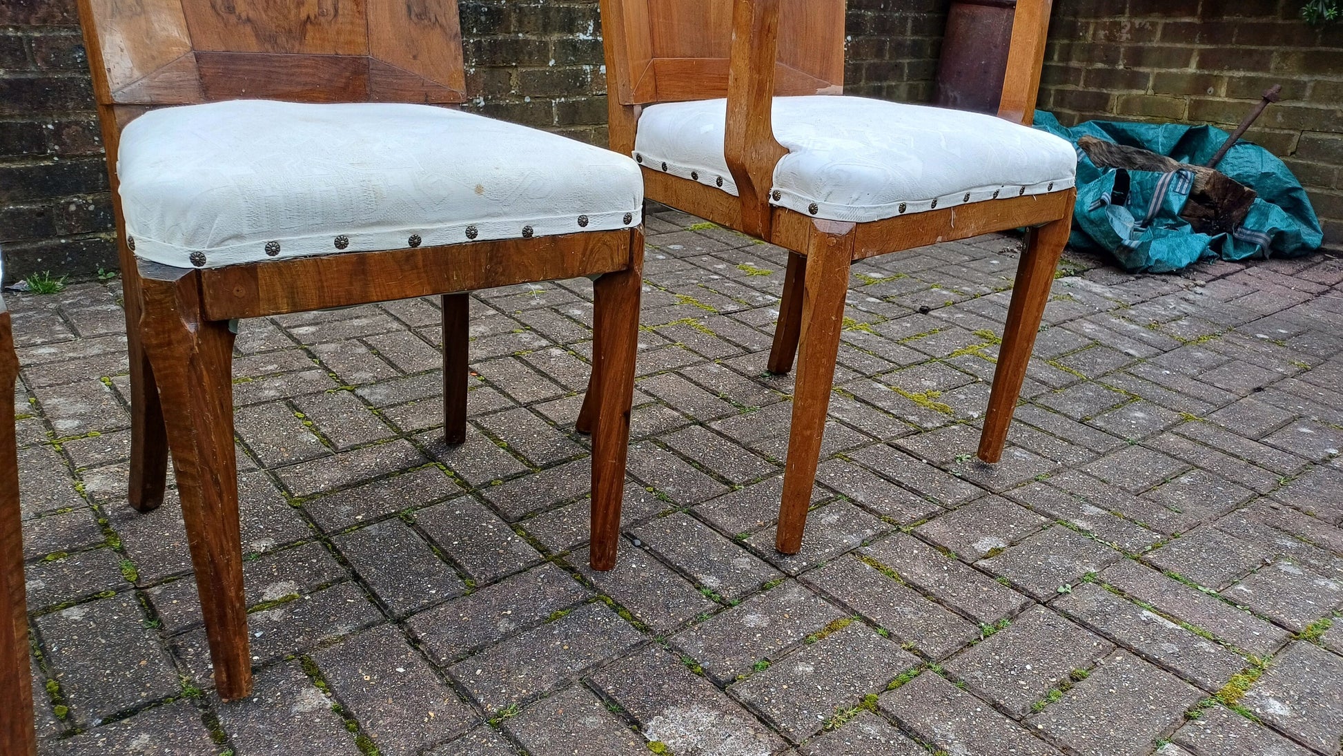 Superb Set of 4 Upholstered Walnut Art Deco Dining Kitchen Chairs