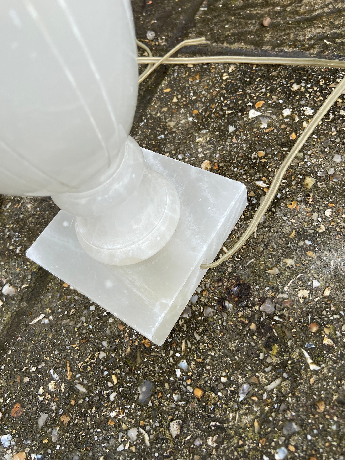 Vintage white onyx marble lamp - large size 30cm tall - working