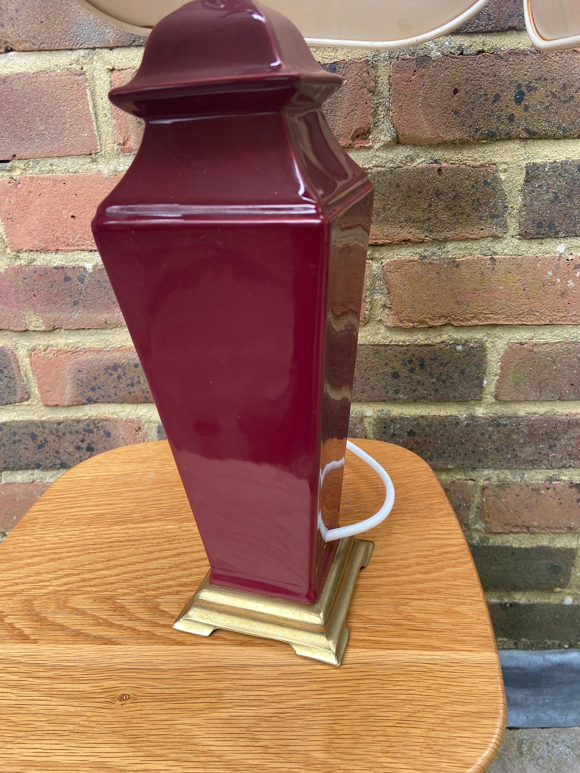 1980s maroon burgundy ceramic lamp with funky floral shade - Goodson Lighting - working