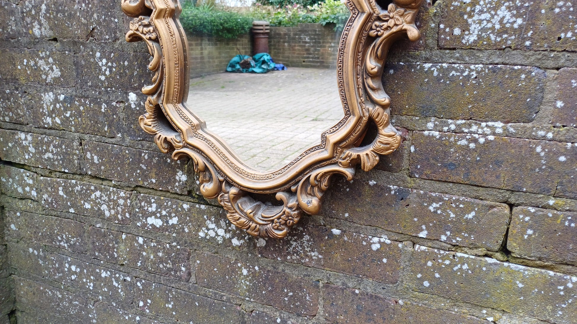 Large Vintage 60’s Plaster Ornate Gold Gilt Decorative Wall Mirror.