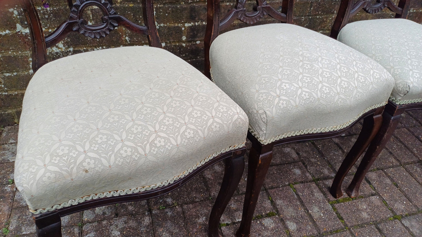 Top Quality Vintage Victorian Set of 4 Mahogany Upholstered Dining Chairs Superb Carved Detail.
