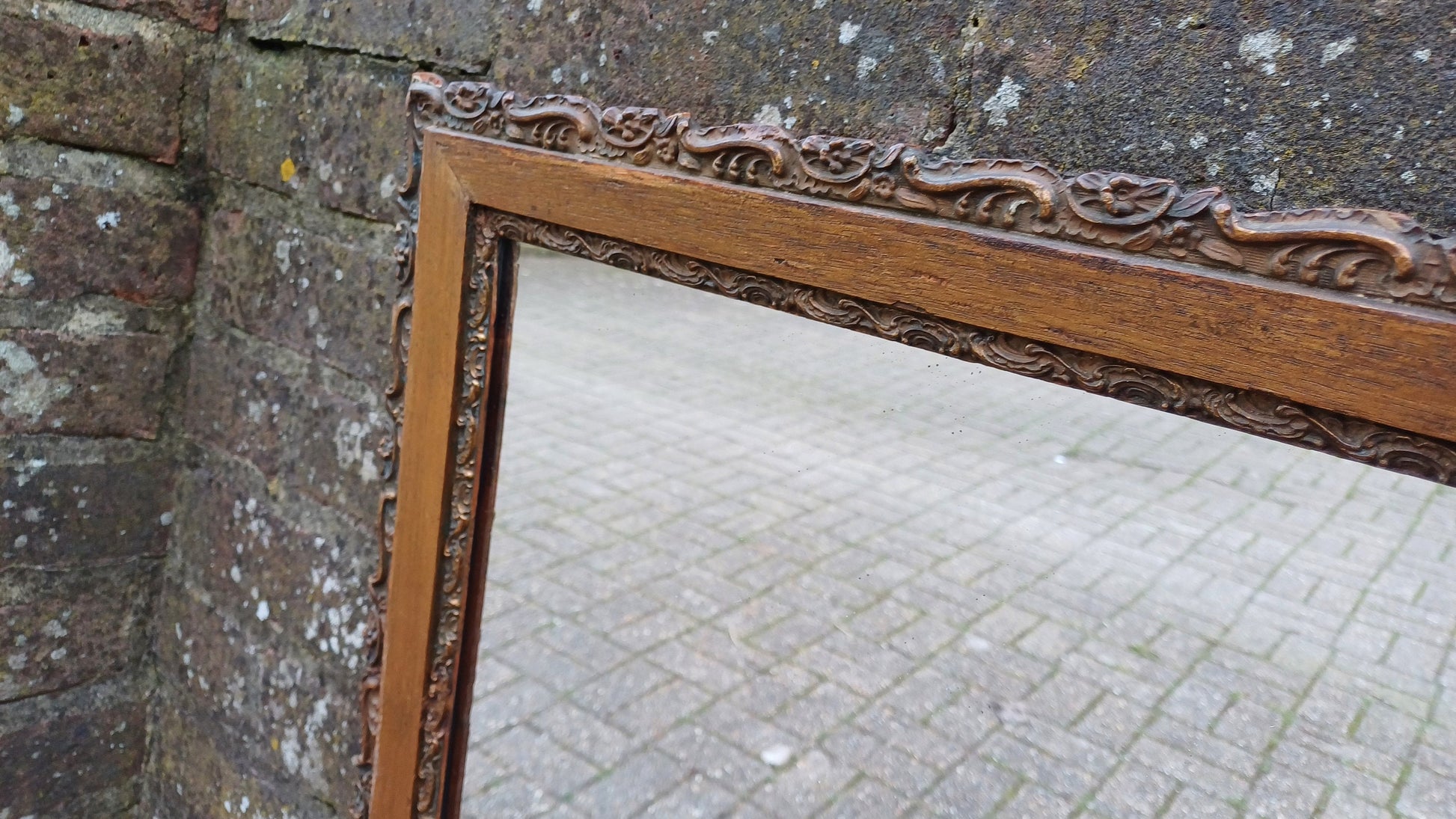 Wonderful Vintage Mixed Wood and Gesso Moulded Decorative Wall Mirror