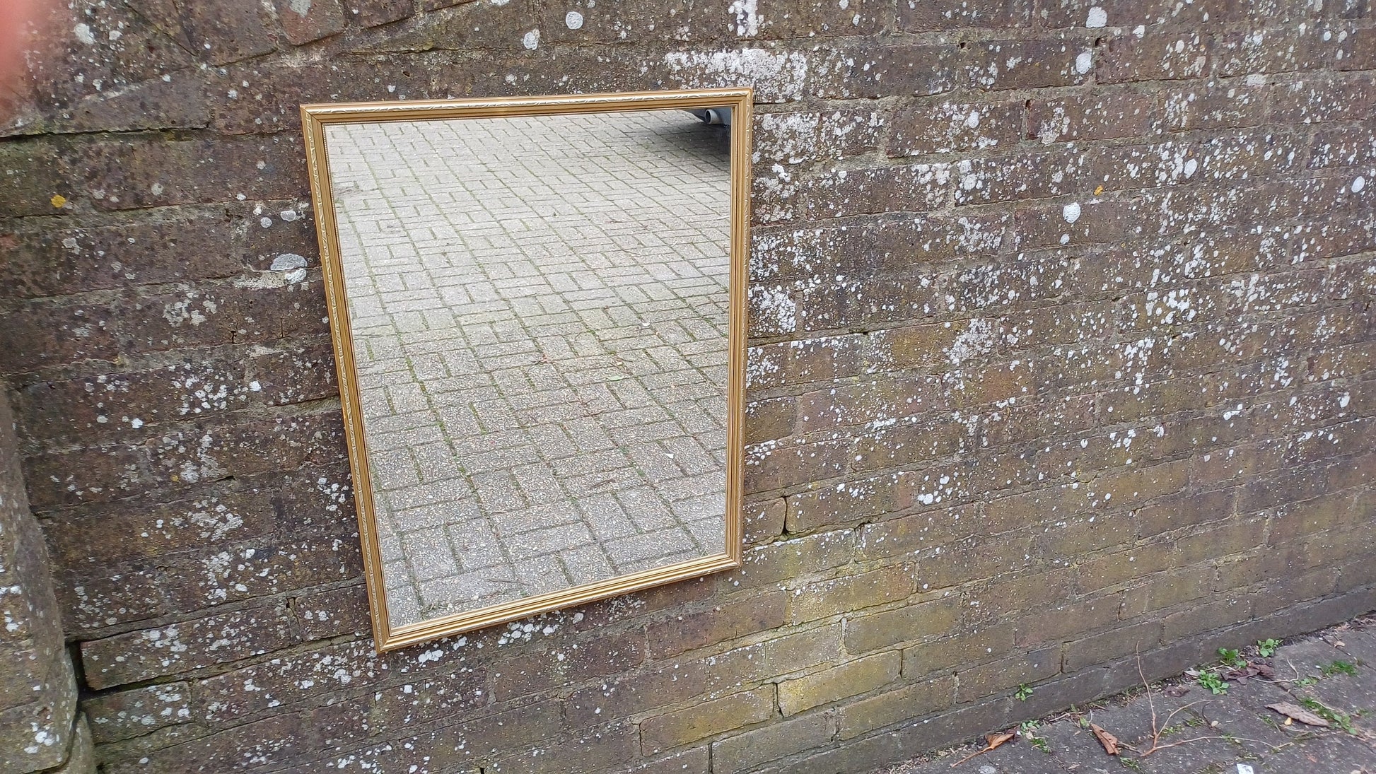 Good Sized Vintage 70s Retro Gilt Gold Wall Mirror.