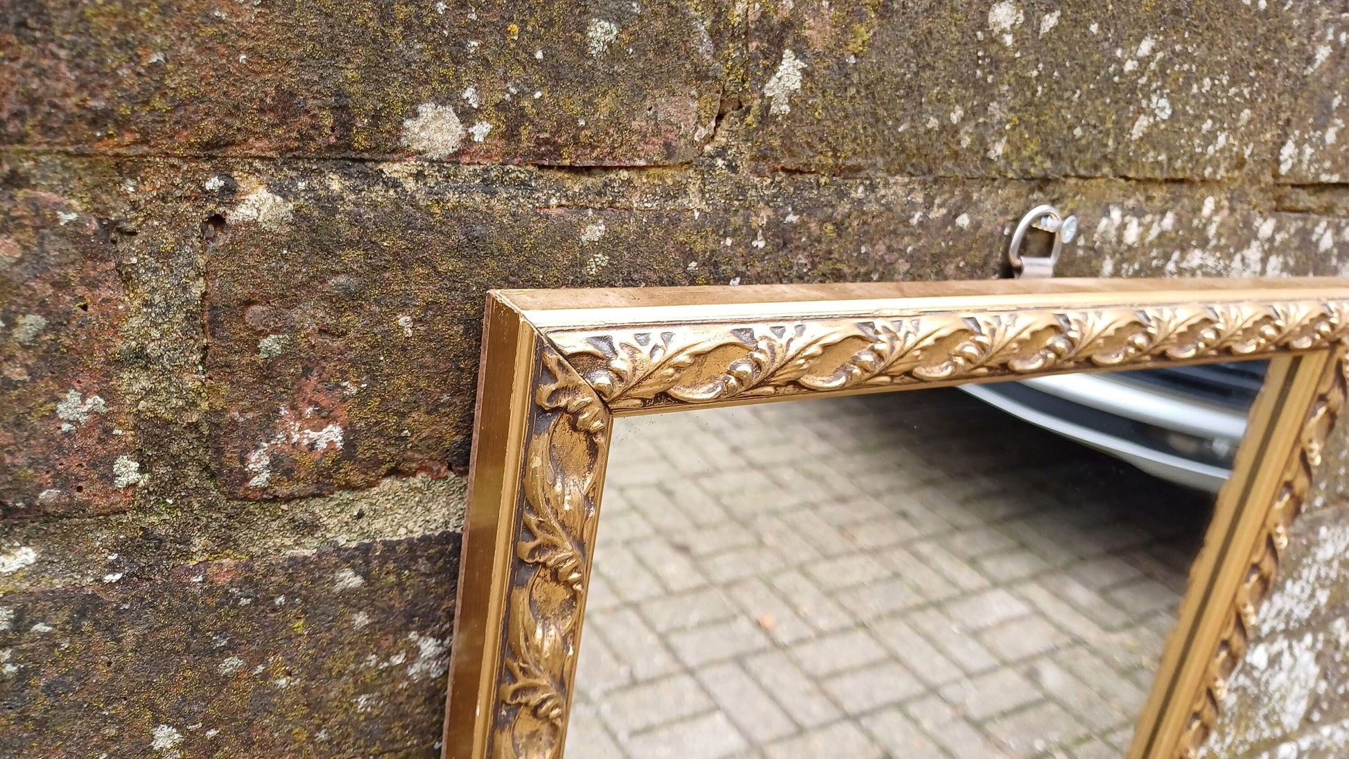 Vintage Gold Gilt 70’s Pretty Gilt Gold Wall Mirror