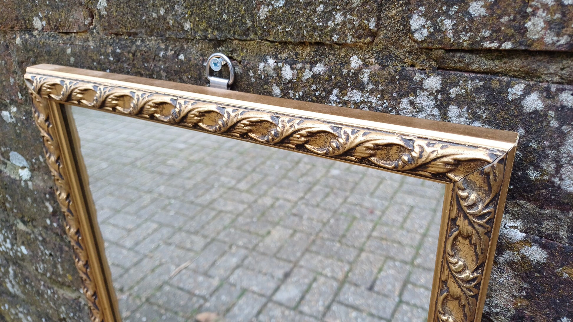 Vintage Gold Gilt 70’s Pretty Gilt Gold Wall Mirror