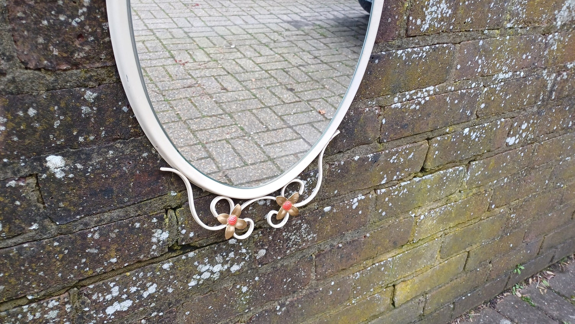 Large Vintage Retro 70s Oval White Metal Light Cream Enamel Oval Mirror with Floral Decoration.