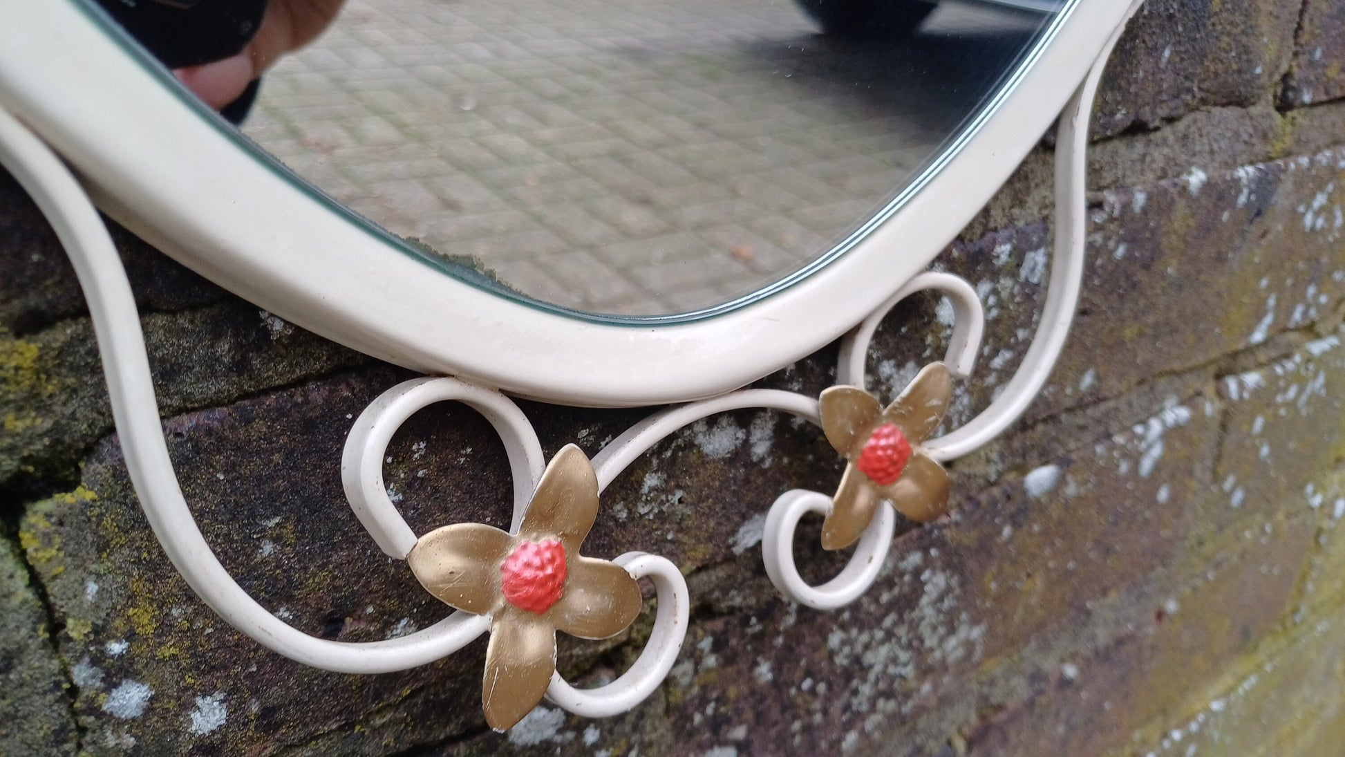 Large Vintage Retro 70s Oval White Metal Light Cream Enamel Oval Mirror with Floral Decoration.
